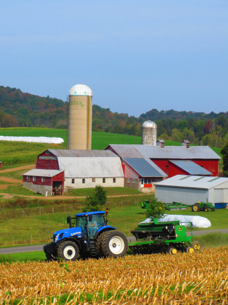 Troy Bishopp's winning photo in the 2017 NACD Photo Contest. National conservation practice category.